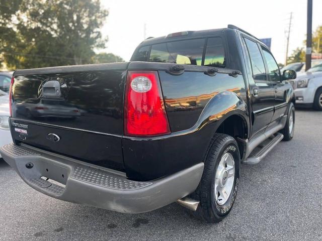 Photo of 2002 Black Clearcoat Ford Explorer Sport Trac