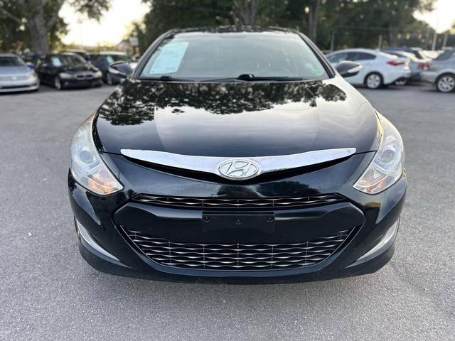 Photo of 2013 Black Onyx Pearl Mica Hyundai SONATA Hybrid