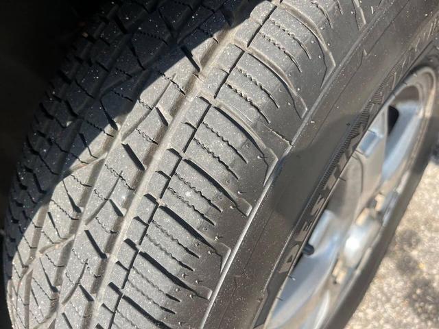 Photo of 2006 Storm Gray Saturn Vue