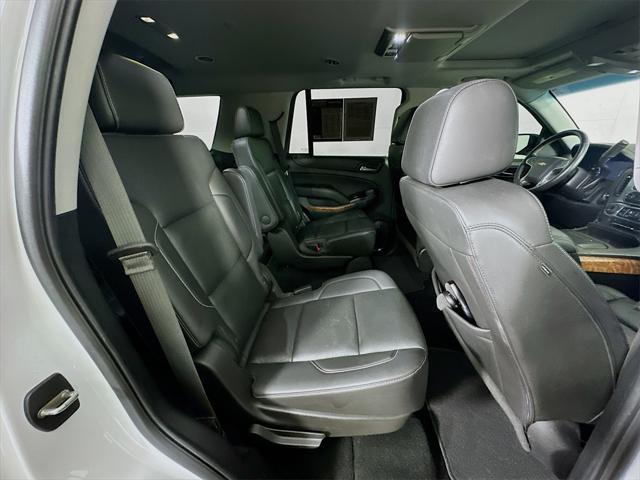 Photo of 2018 Summit White Chevrolet Tahoe