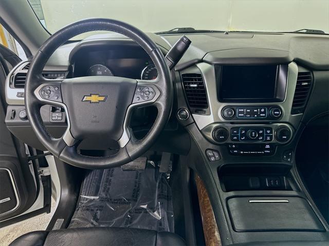 Photo of 2018 Summit White Chevrolet Tahoe