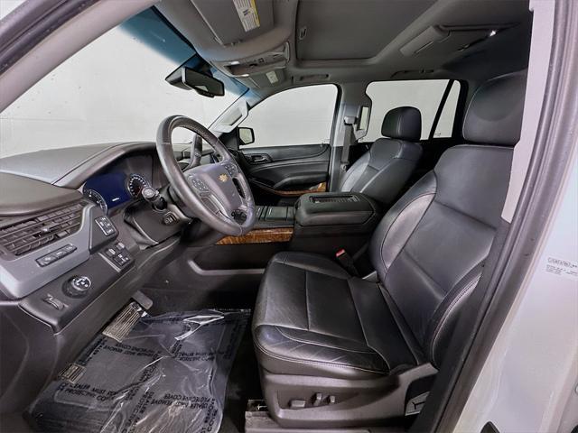 Photo of 2018 Summit White Chevrolet Tahoe