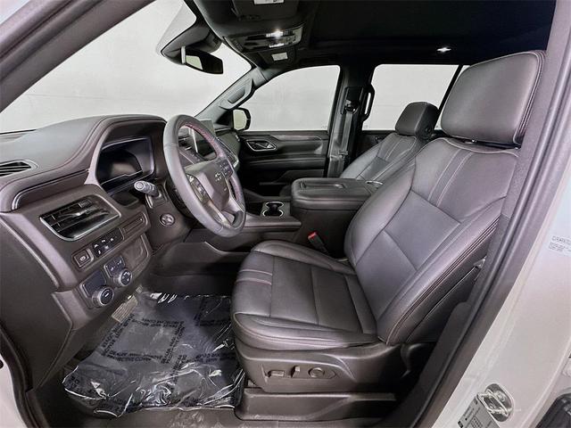 Photo of 2023 Iridescent Pearl Tricoat Chevrolet Tahoe