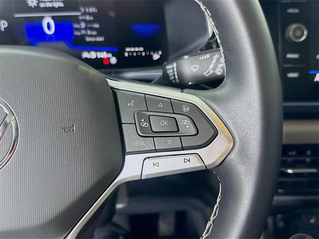 Photo of 2023 Pure White Volkswagen Taos