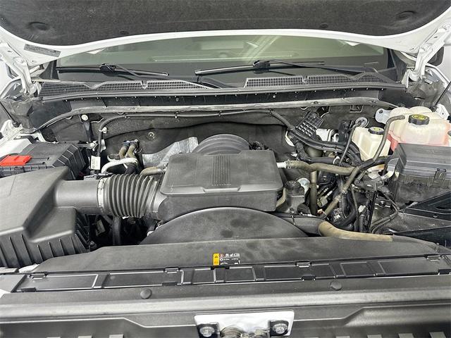 Photo of 2023 Summit White GMC Sierra 2500