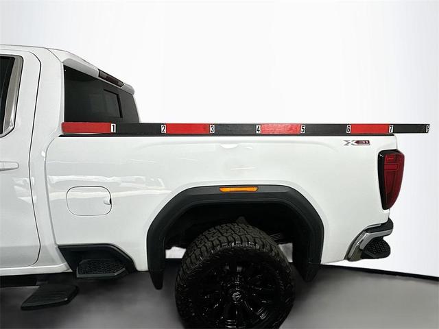 Photo of 2023 Summit White GMC Sierra 2500