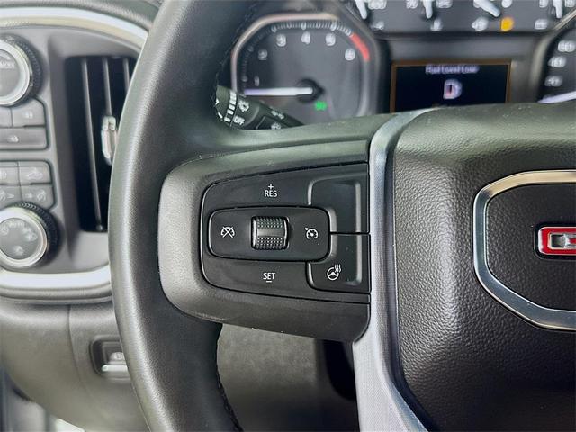 Photo of 2023 Summit White GMC Sierra 2500