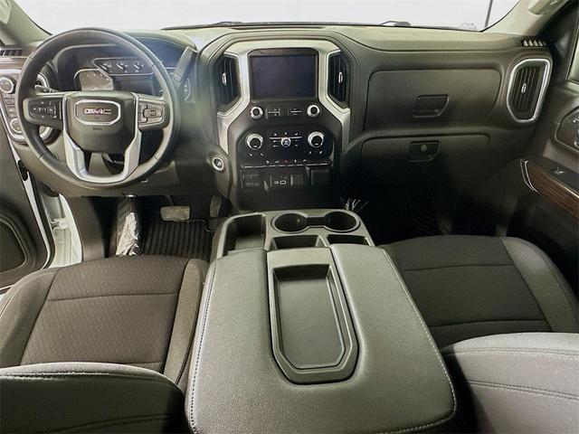 Photo of 2023 Summit White GMC Sierra 2500