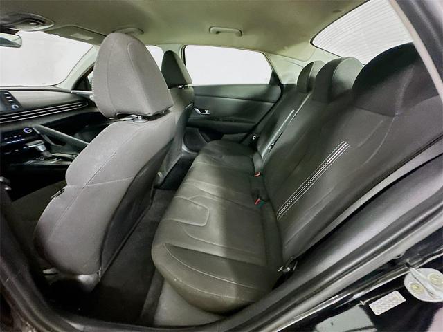 Photo of 2021 Phantom Black Hyundai ELANTRA