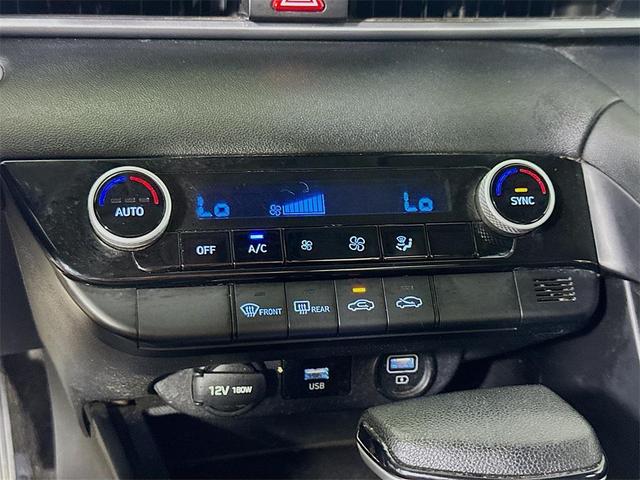Photo of 2021 Phantom Black Hyundai ELANTRA