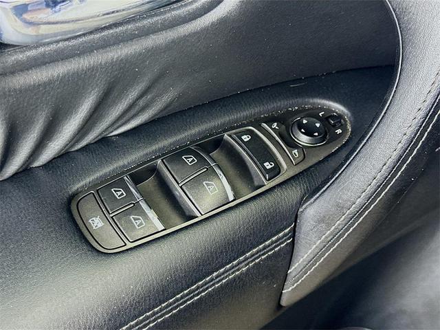 Photo of 2017 Hermosa Blue INFINITI QX80