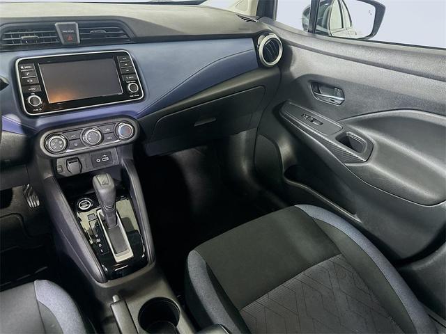 Photo of 2023 Super Black Nissan Versa