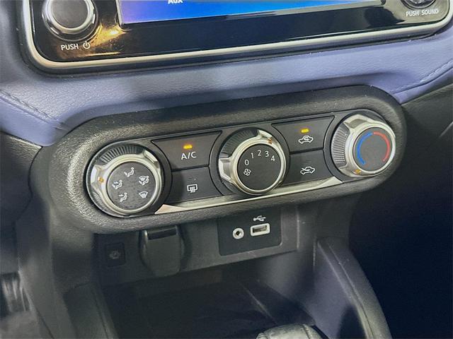 Photo of 2023 Super Black Nissan Versa