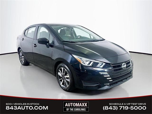Photo of 2023 Super Black Nissan Versa