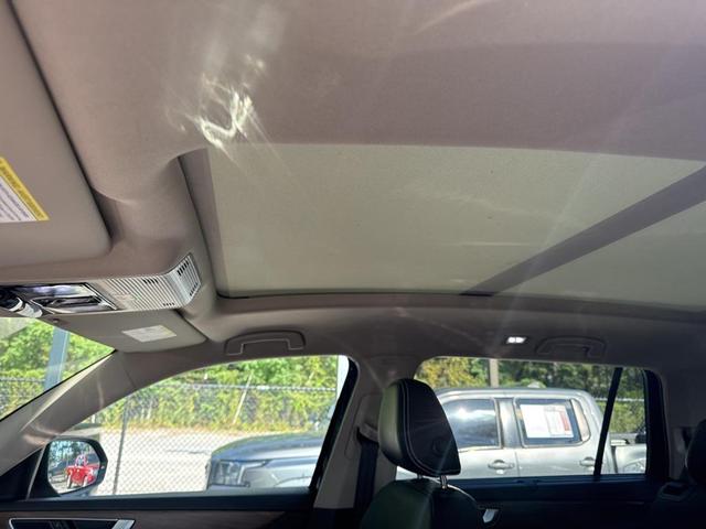 Photo of 2024 Platinum Gray Metallic Volkswagen Atlas