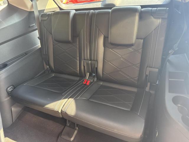 Photo of 2024 Platinum Gray Metallic Volkswagen Atlas
