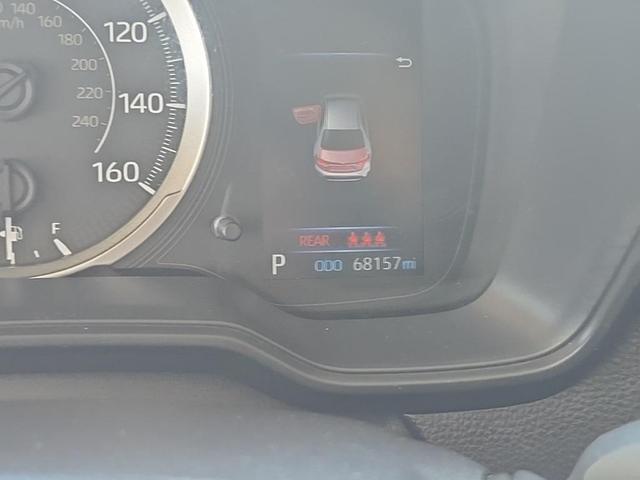 Photo of 2022 White Toyota Corolla