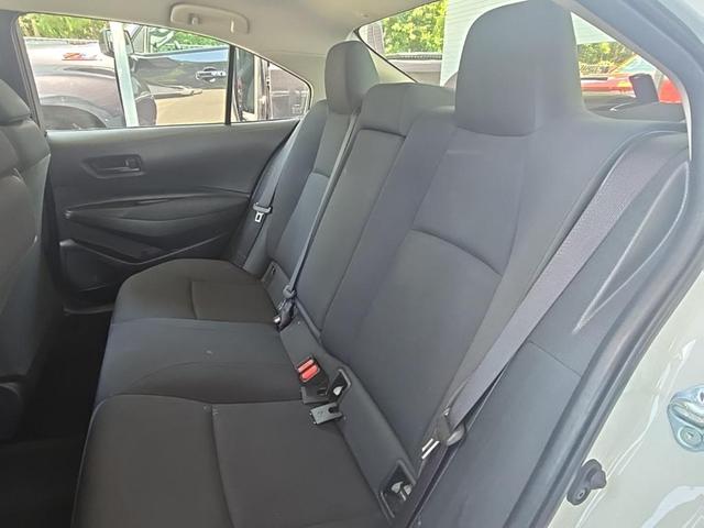 Photo of 2022 White Toyota Corolla