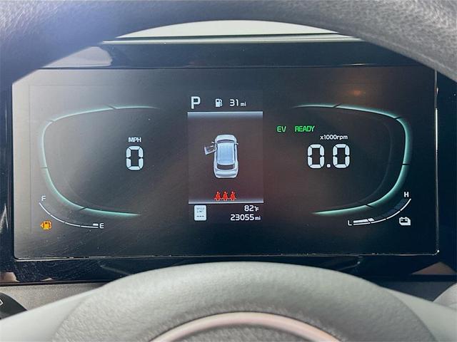 Photo of 2023 Snow White Pearl Kia Sportage Hybrid