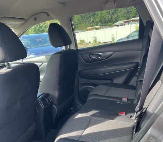 Photo of 2019 Gun Metallic Nissan Rogue
