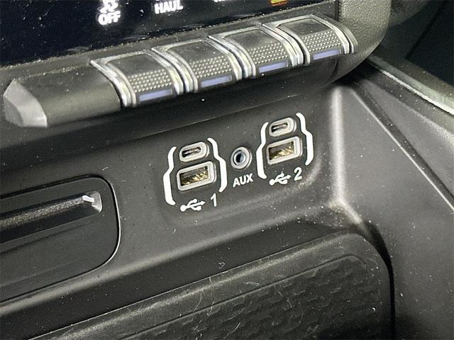 Photo of 2019 Billet Silver Metallic Clearcoat RAM 1500