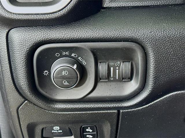 Photo of 2019 Billet Silver Metallic Clearcoat RAM 1500