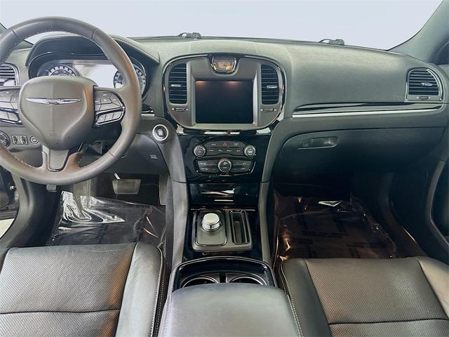 Photo of 2023 Gloss Black Chrysler 300