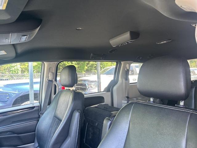 Photo of 2019 Billet Silver Metallic Clearcoat Dodge Grand Caravan