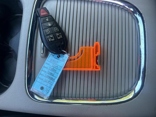 Photo of 2019 Billet Silver Metallic Clearcoat Dodge Grand Caravan