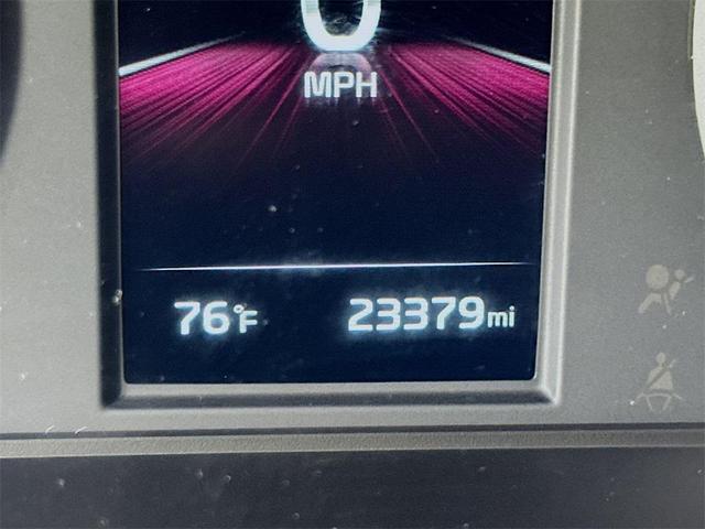 Photo of 2024 Glacial White Pearl Kia K5