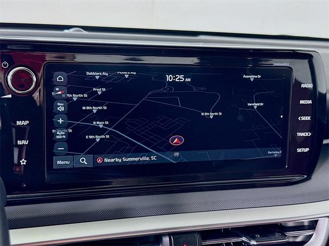 Photo of 2024 Glacial White Pearl Kia K5