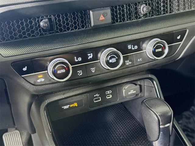 Photo of 2023 Gray Honda CR-V Hybrid