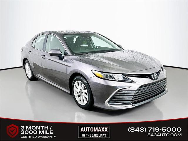 Photo of 2023 Gray Toyota Camry