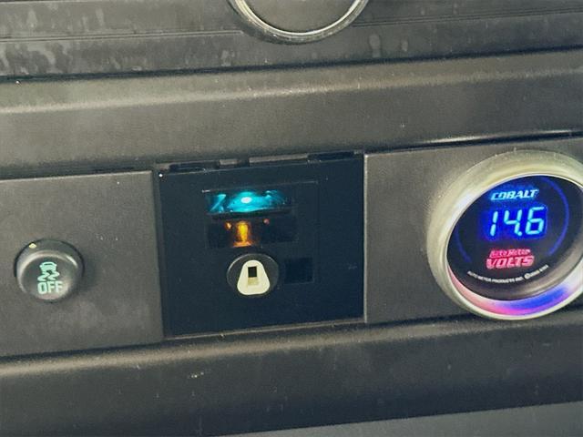 Photo of 2019 Summit White Chevrolet Express 2500