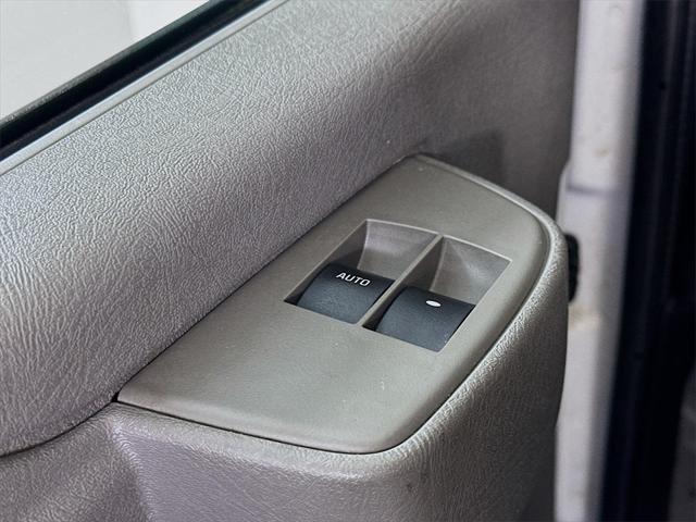 Photo of 2019 Summit White Chevrolet Express 2500