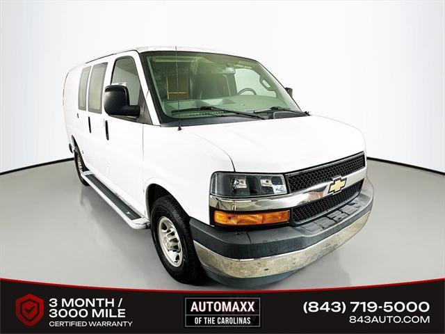 Photo of 2019 Summit White Chevrolet Express 2500