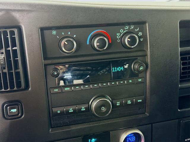 Photo of 2019 Summit White Chevrolet Express 2500