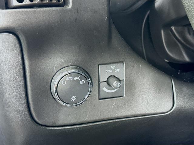 Photo of 2019 Summit White Chevrolet Express 2500
