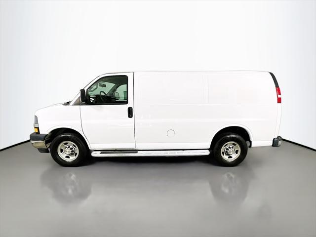 Photo of 2019 Summit White Chevrolet Express 2500