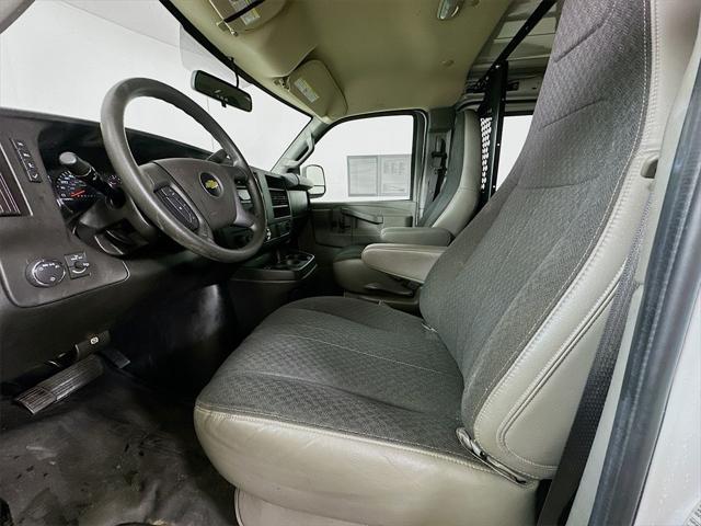 Photo of 2019 Summit White Chevrolet Express 2500