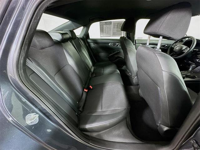 Photo of 2022 Gray Honda Civic