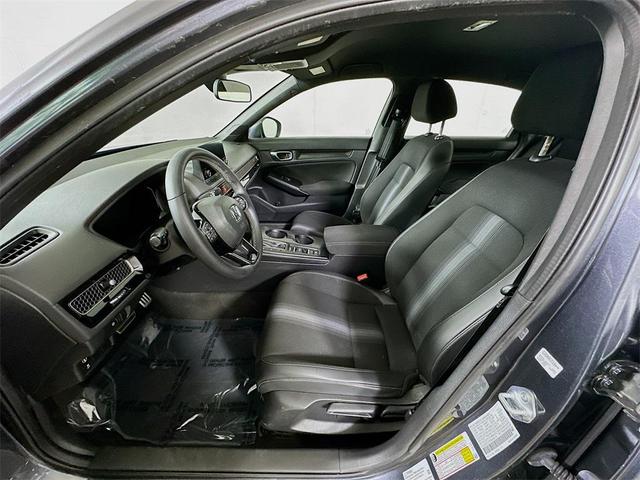 Photo of 2022 Gray Honda Civic