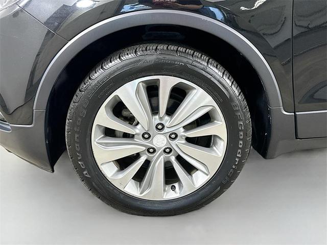 Photo of 2018 Ebony Twilight Metallic Buick Encore