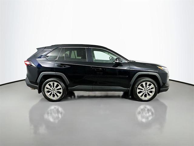 Photo of 2024 Midnight Black Metallic Toyota RAV4