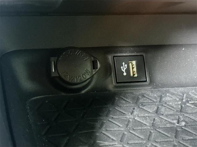 Photo of 2024 Midnight Black Metallic Toyota RAV4