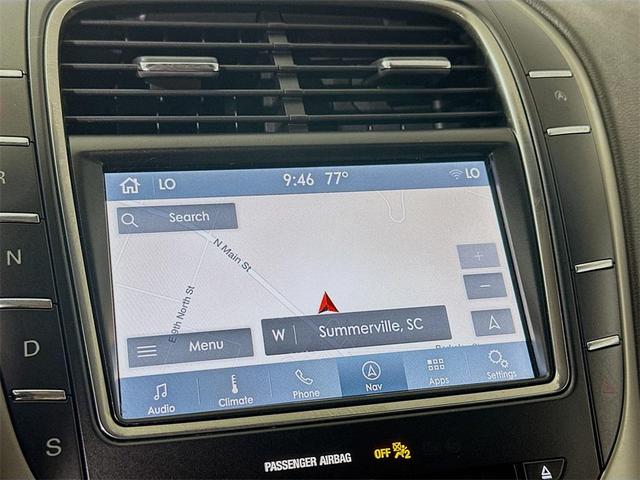 Photo of 2019 Pearl Metallic Lincoln Nautilus