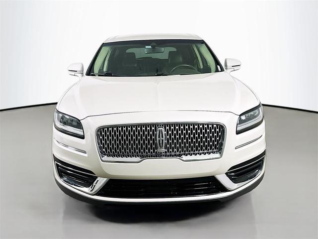 Photo of 2019 Pearl Metallic Lincoln Nautilus