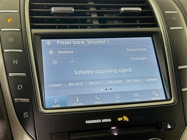 Photo of 2019 Pearl Metallic Lincoln Nautilus