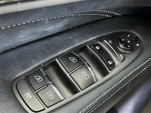 Photo of 2020 Black Obsidian INFINITI QX60