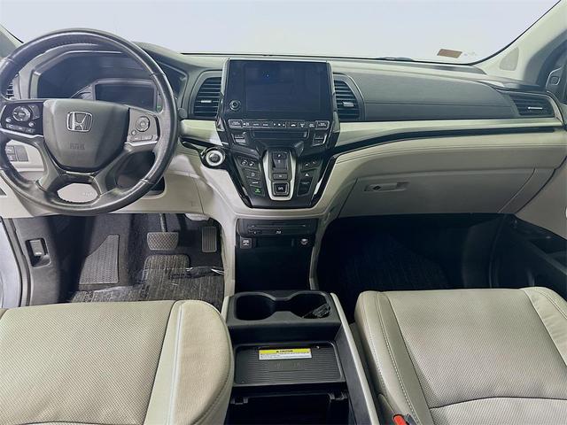 Photo of 2020 Lunar Silver Metallic Honda Odyssey